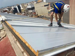 Montaje de cubiertas — Proyecsa